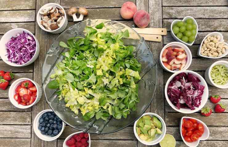 Insalata verde curare la pelle grassa 