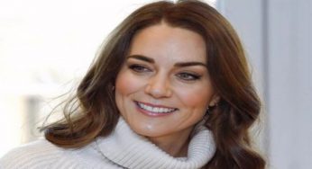 Kate Middleton, un maglione blu per rendere omaggio all’Ucraina: tutta la sua solidarietà…