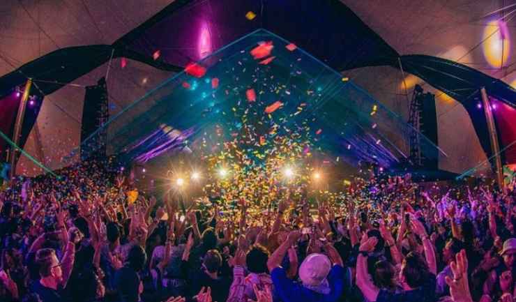 Trucco glitter del Coachella Festival