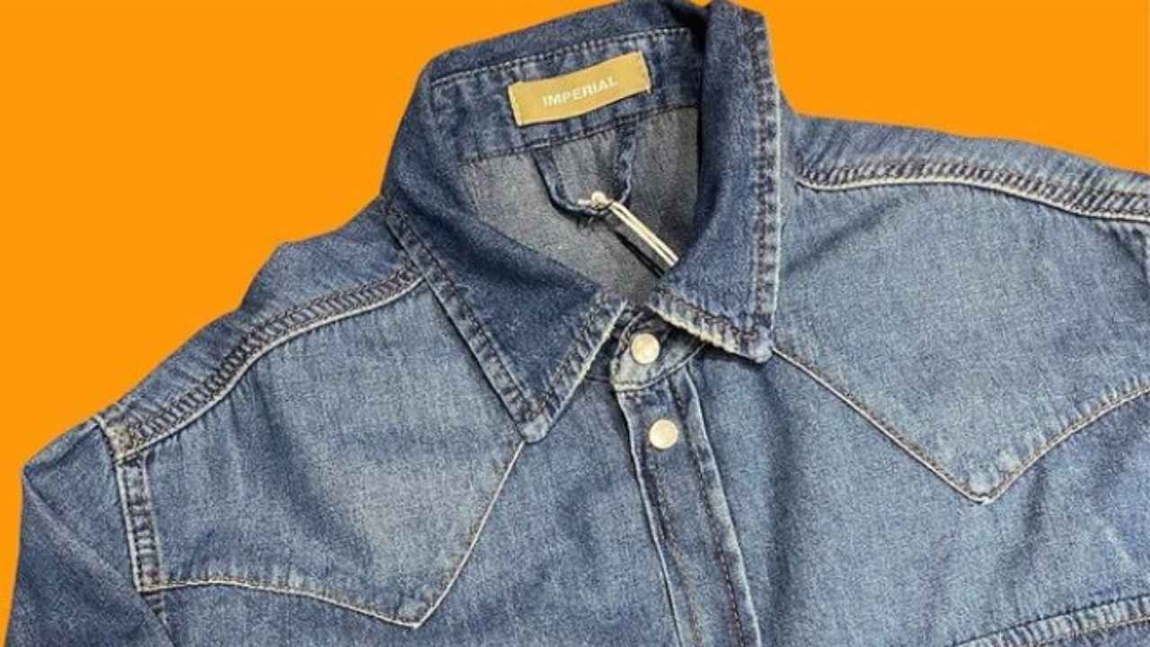 Camicia jeans suggerimenti per indossarla