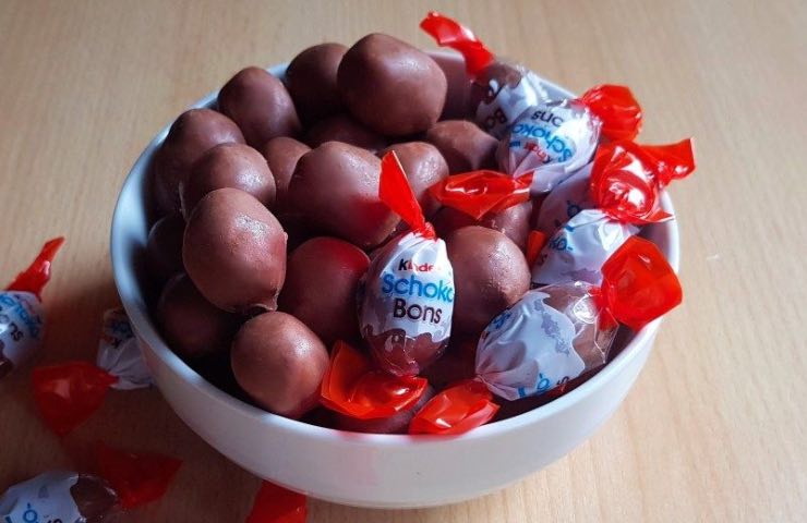 Ovetti Kinder Schoko-Bons infezione