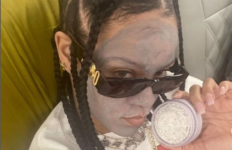 Rihanna trucco bellezza 