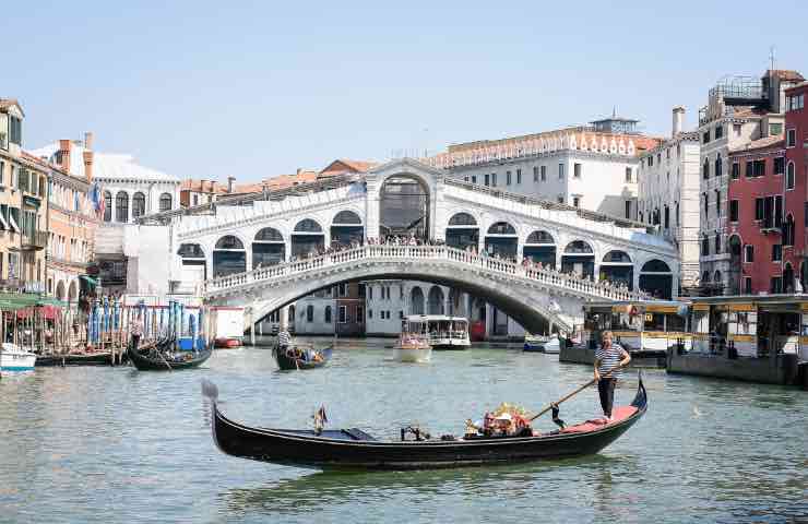 venezia turisti visitare prenotare
