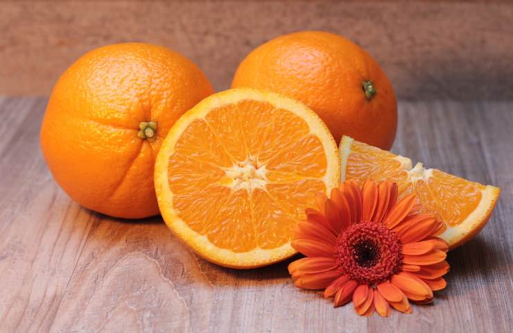 vitamina C assumerla benefici cibi carenza
