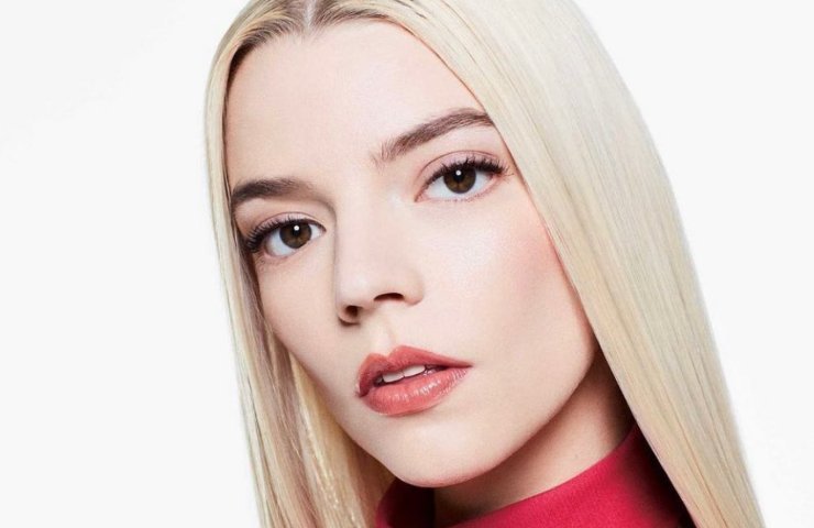 Anya Taylor caschetto regina di scacchi