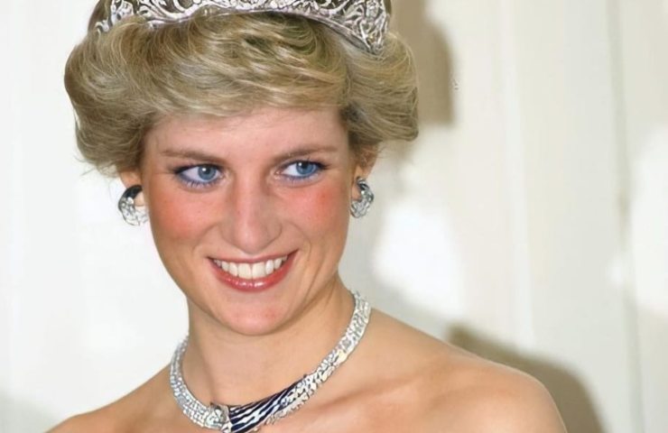 Lady Diana: look da batticuore