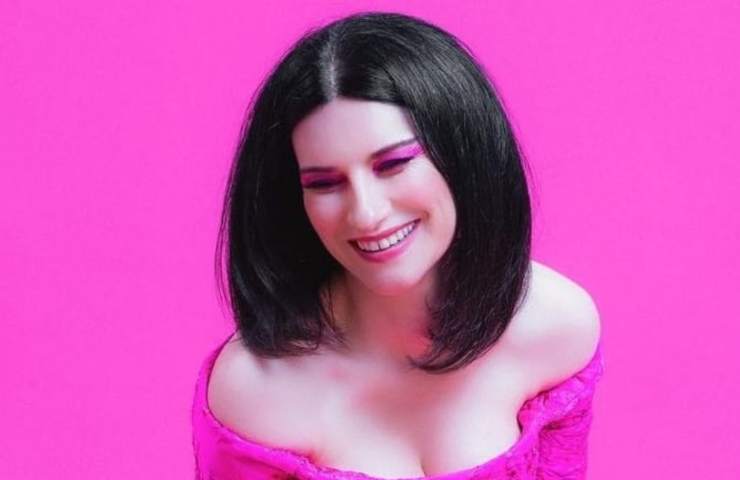 Laura Pausini: il taglio più chic