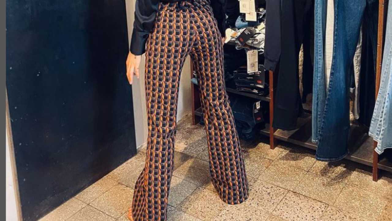 Pantalone a zampa scarpa perfetta