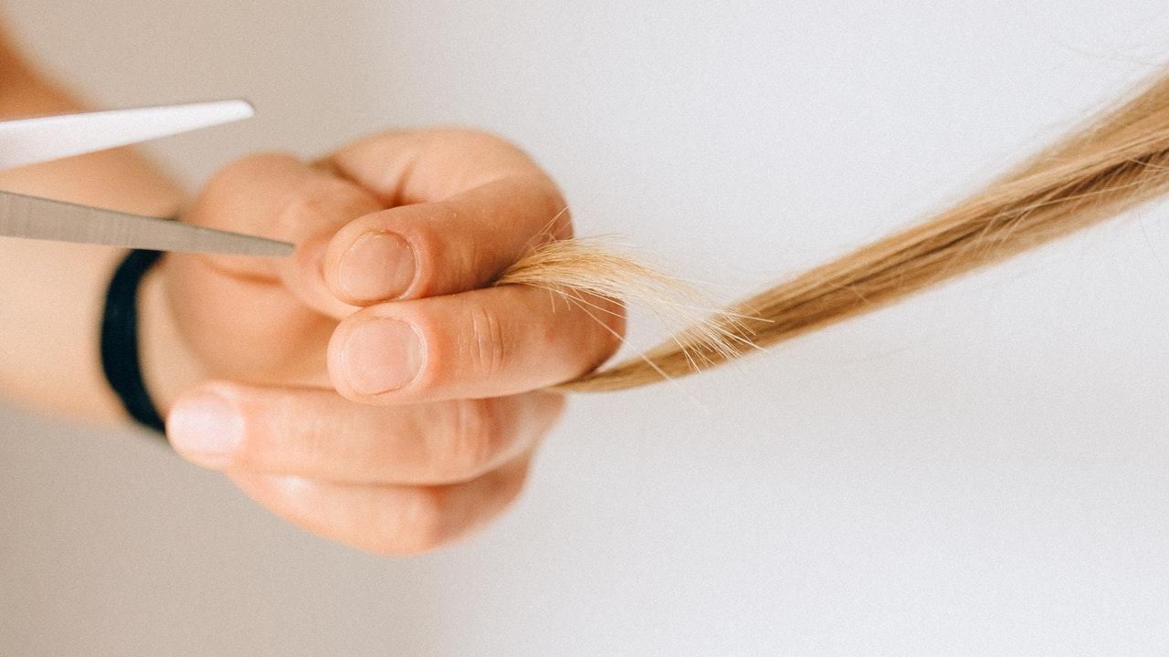 capelli lisci tagli del momento