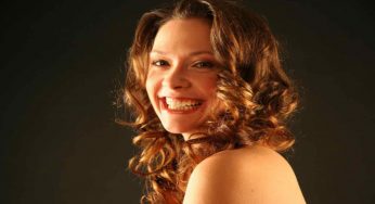 Capelli ricci: quali sono le schiume migliori per tenerli a bada? Ecco la lista