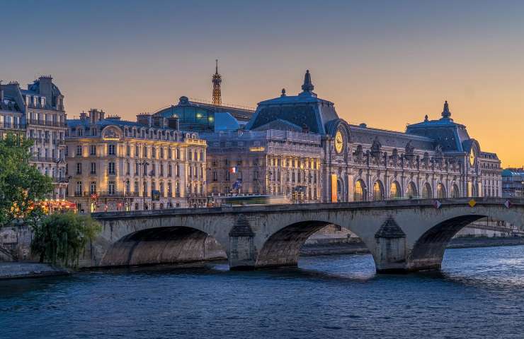 Parigi mercatino delle pulci