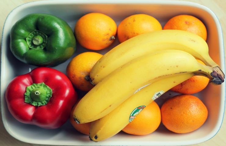 Frutta e verdura contaminate kit pesticidi