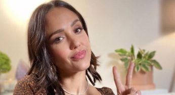 Jessica Alba: l’attrice hollywoodiana insegna come fare il contouring perfetto