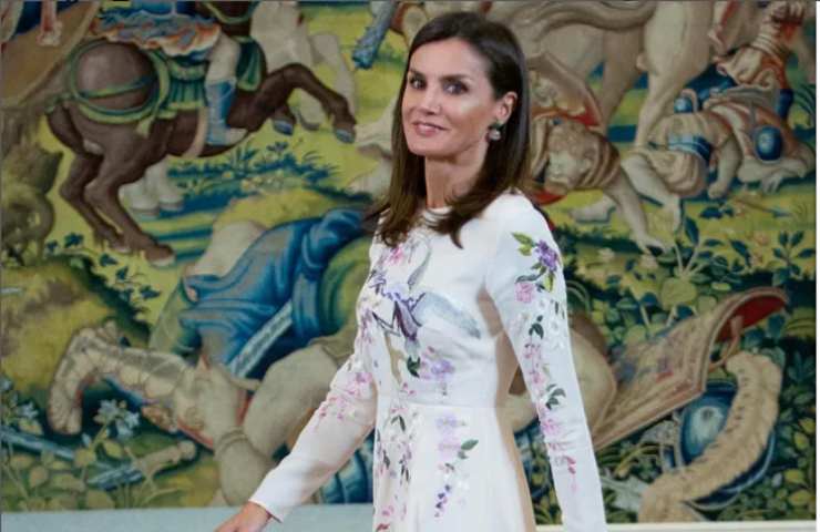 Letizia di Spagna occhio errore 