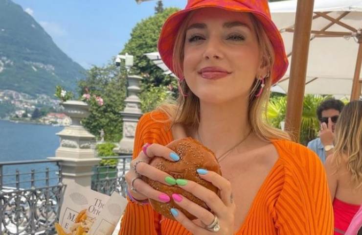 unghie copiare chiara ferragni