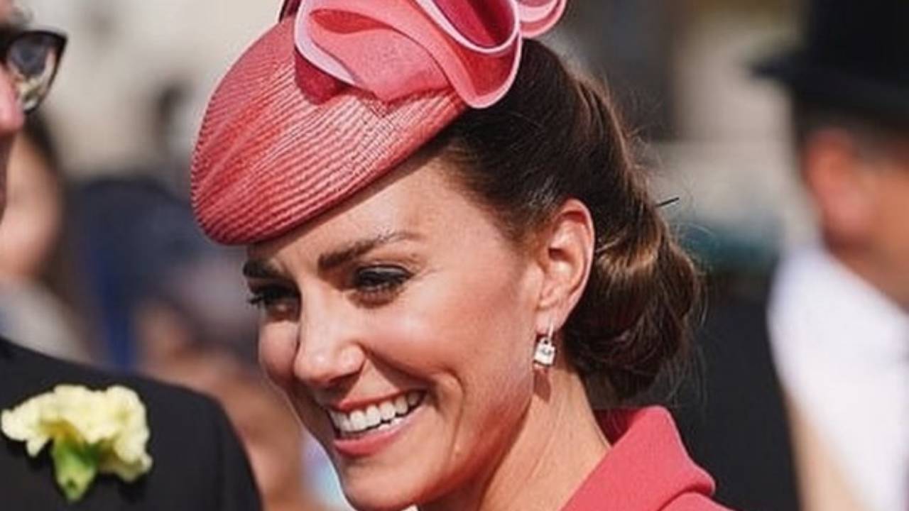 Kate middleton carole stesso abito ascot