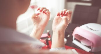 La nail art più in trend del momento per l’estate 2022