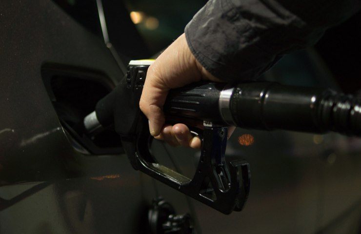 benzina prezzo stracciato 