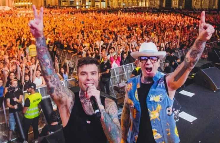 fedez e ivano monzani concerto anchille lauro stweart 