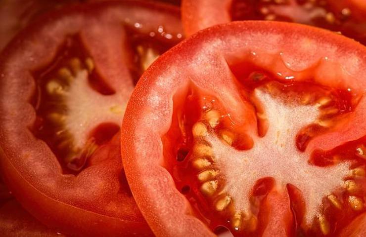 pomodori allerta pesticidi come riconoscere