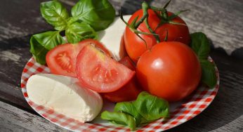 Pomodoro e Basilico: non accoppiarli MAI più – il motivo è spiazzante