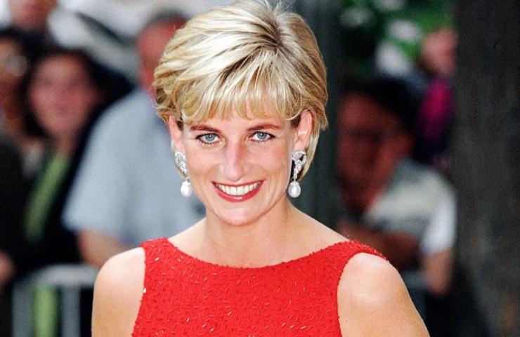 Lady Diana Chanel