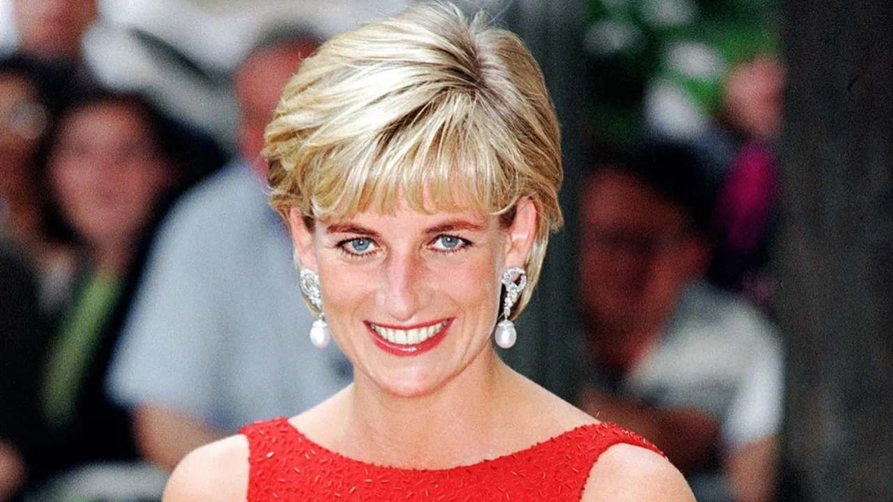 Lady Diana Chanel