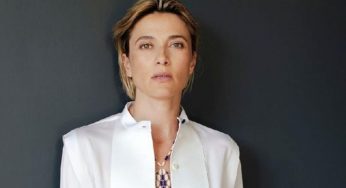 Anna Foglietta sfoggia il blazer per eccellezza dell’Inverno 2023: dobbiamo averlo tutte
