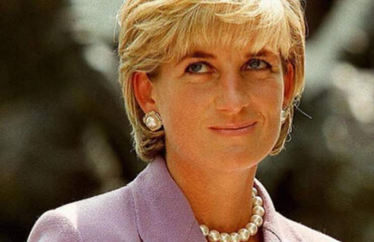 Lady Diana mistero collana 