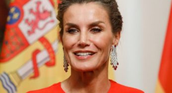 Letizia Ortiz, errore di stile senza precedenti: ricicla un abito del 2017 e partono le critiche