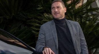 Totti e Noemi Bocchi, ufficialmente allo scoperto: la coppia va in disco a Roma – FOTO