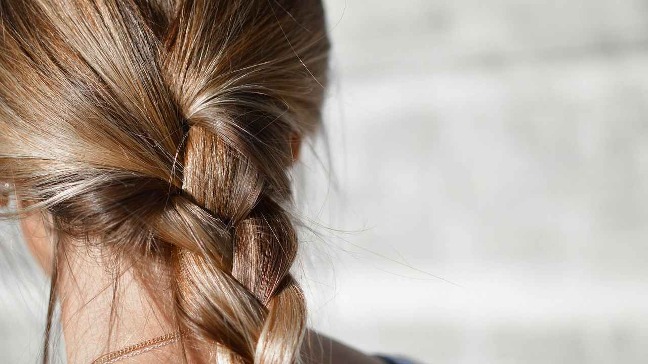 Pettinatura capelli sporchi