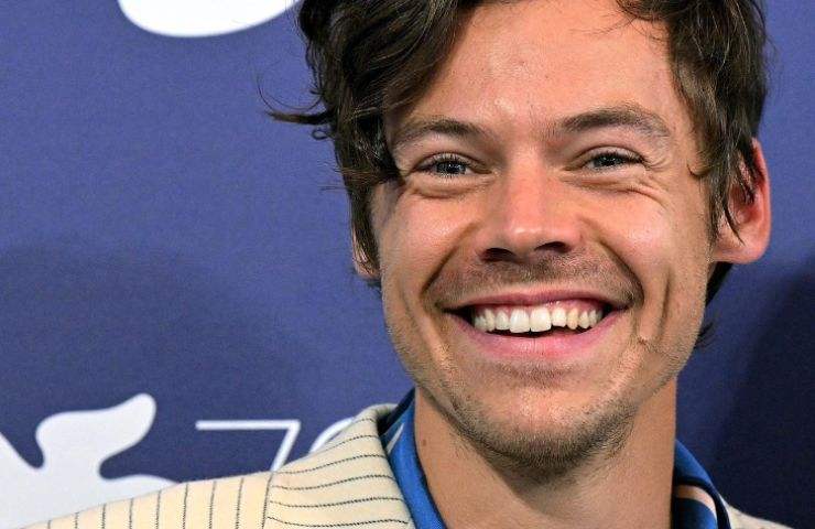 uomo più bello del mondo harry styles