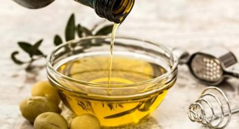 Olio d’oliva, non solo cucina: tutti i benefici per la nostra pelle