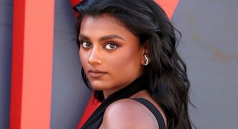 Simone Ashley si rivela in un’intervista a Vogue: “Non è stato semplice, ora voglio essere padrona della mia vita”