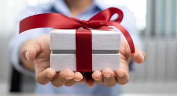 Profumi donna 2022: i migliori da regalare a Natale (e fare un figurone)