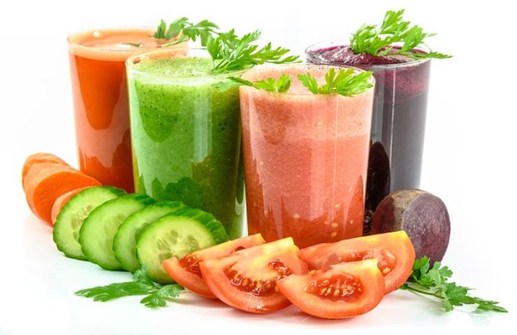 Dieta detox post abbuffate perdere peso