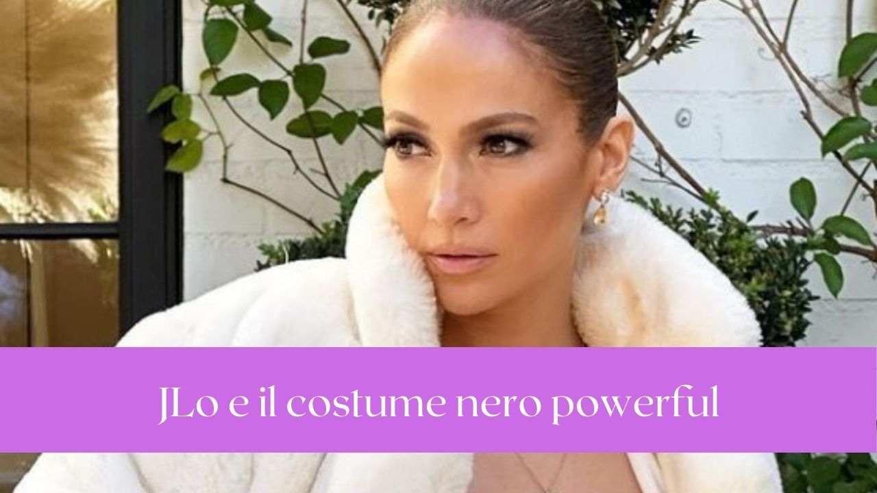 jennifer lopez costume linea