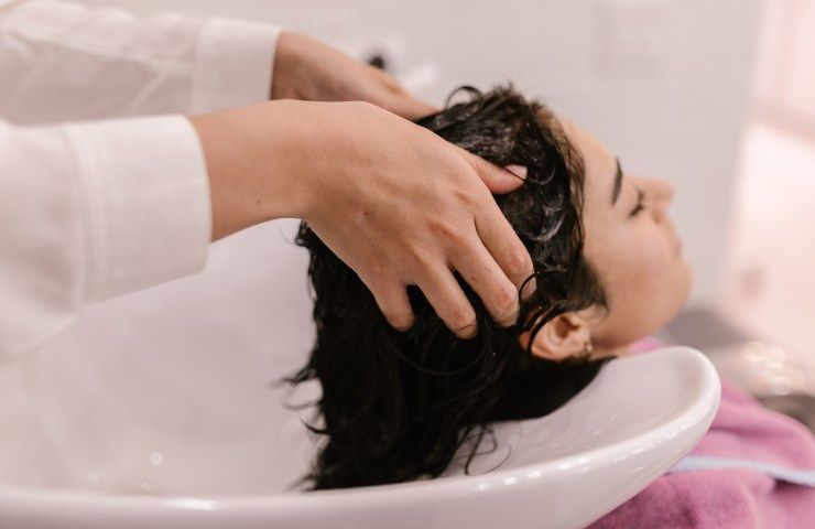 haircare routine come lavare i capelli nel modo giusto