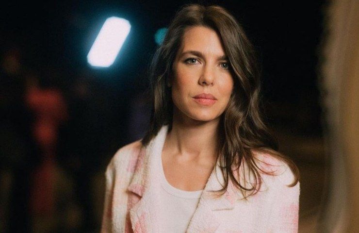 Charlotte Casiraghi cappotto