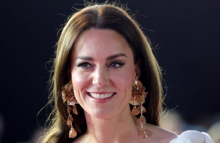 Kate Middleton collana rubini diamanti