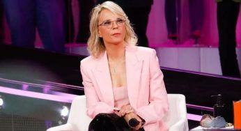Uomini e Donne cancellato da OGGI: annuncio di Maria De Filippi, motivo sconvolgente