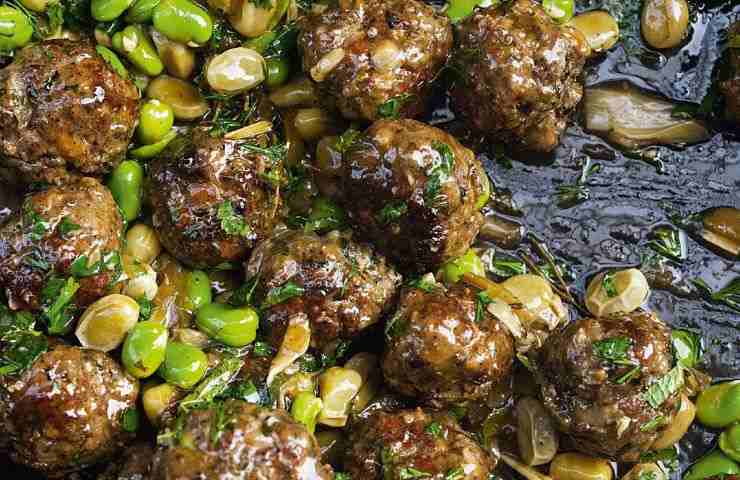 Polpette di carne con fave