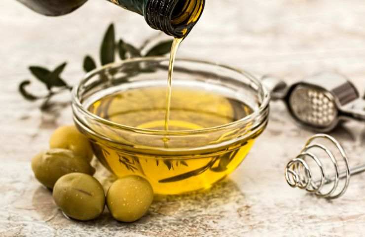 crema nivea olio d'oliva
