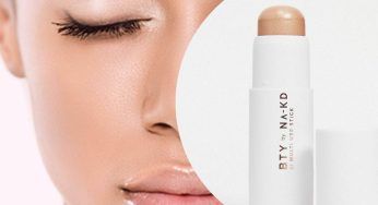 Prodotti stick: prova la skincare comoda e veloce da portare sempre con sé