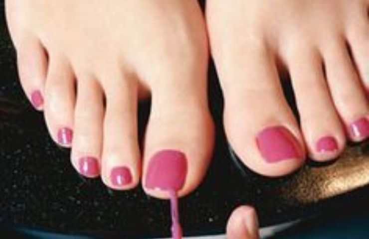 smalto pedicure