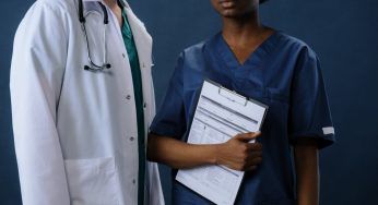 Alzheimer, primi sintomi inconfondibili: devi guardare gli occhi