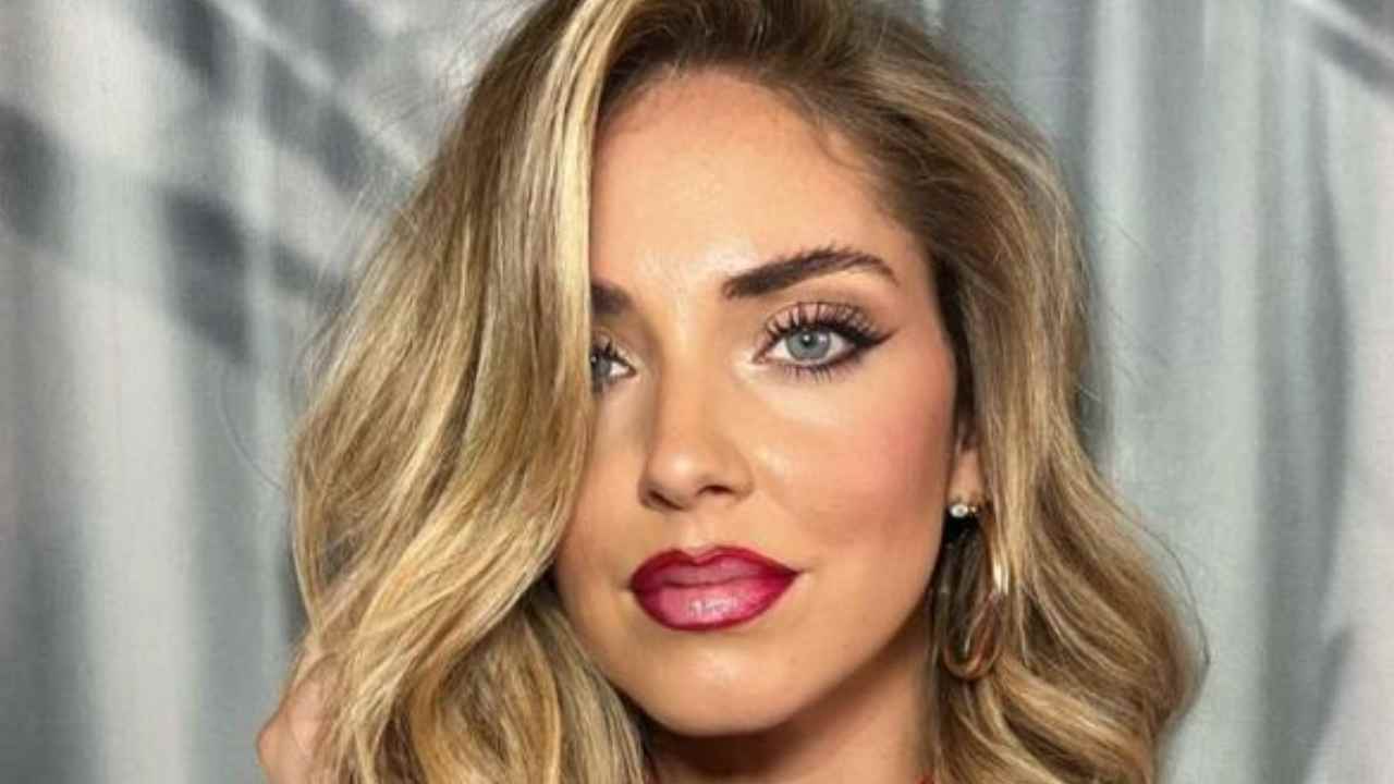 Doppio bagno per i figli: Chiara Ferragni ancora sotto tiro