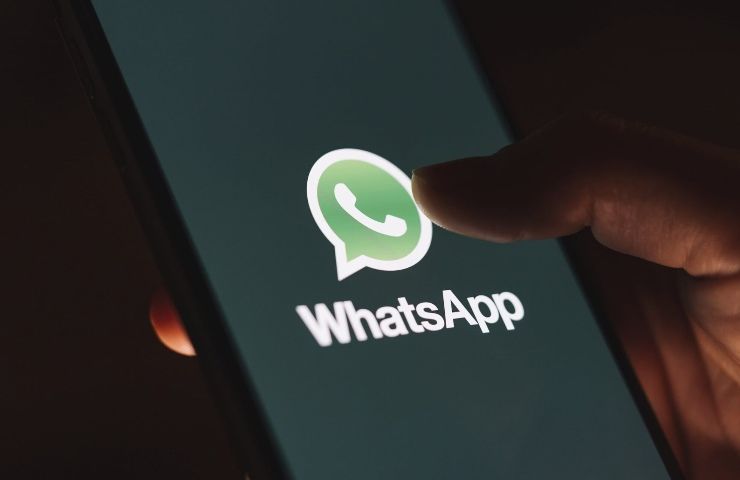 Attenzione alla posizione WhatsApp