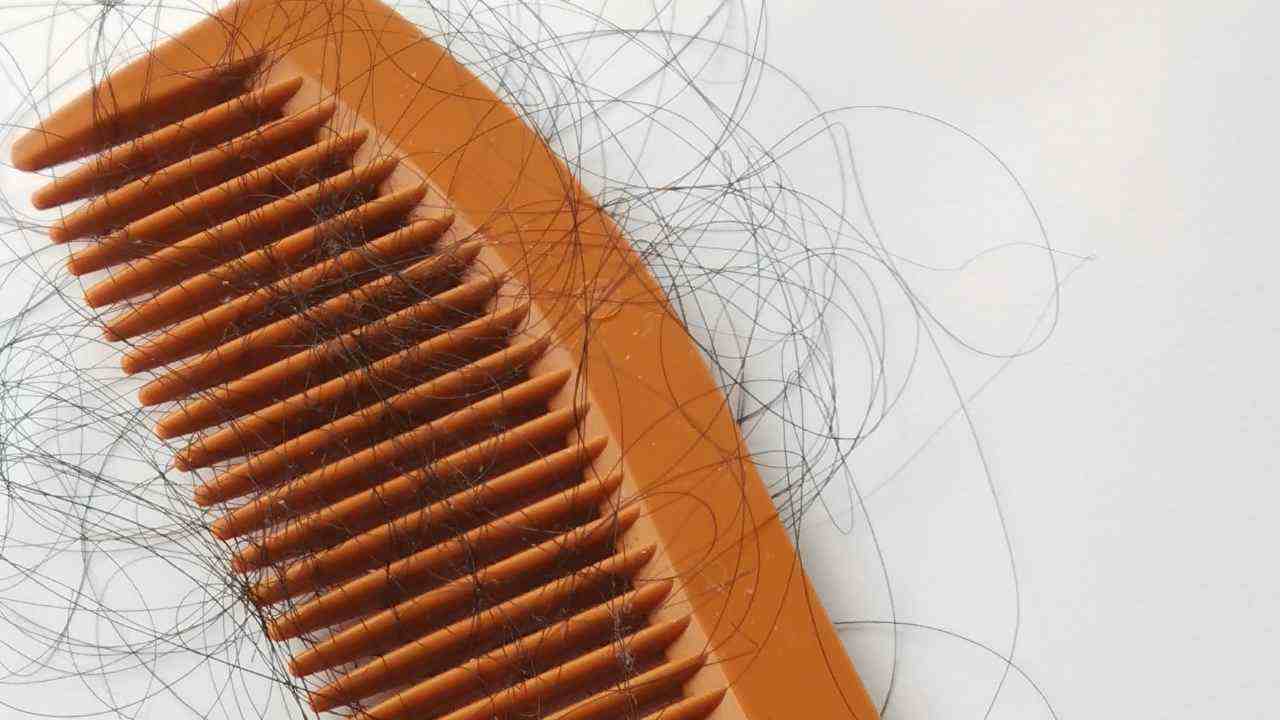 Caduta capelli rivolgersi medico